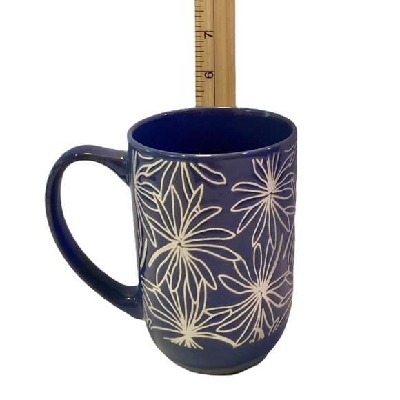 Laurie Gates 19 oz Blue & White Stoneware Coffee Mugs Flowers Dots Set Of 2 - Picture 3 of 5